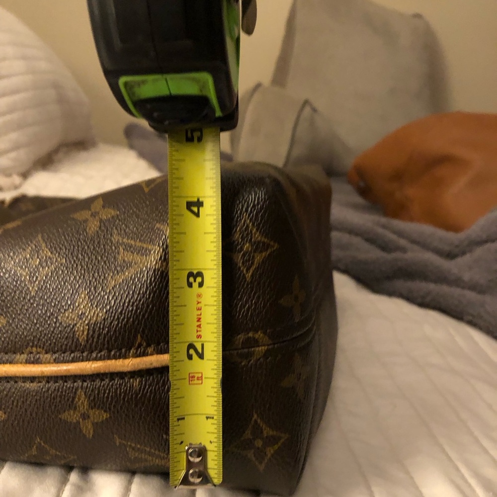 Louis Vuitton Brown Monogram Hobo Bag - Picture 16 of 16